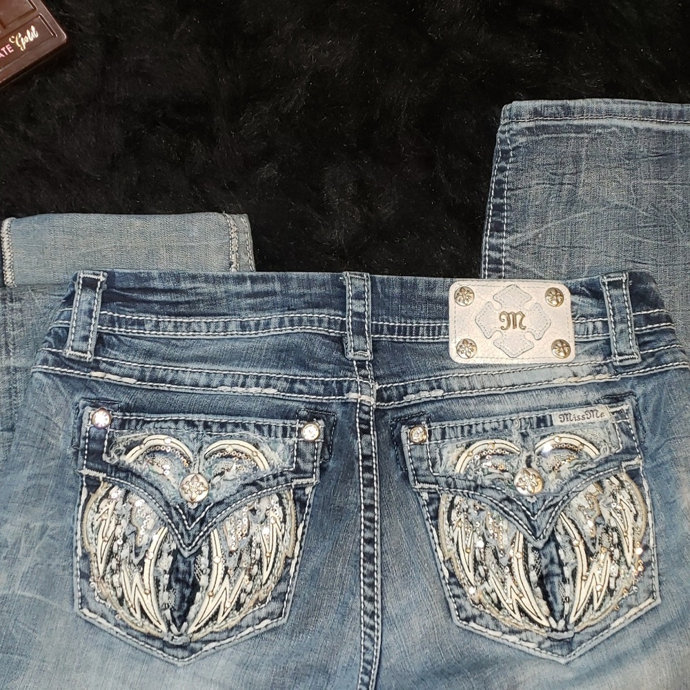 Miss Me Angel wing Capri's